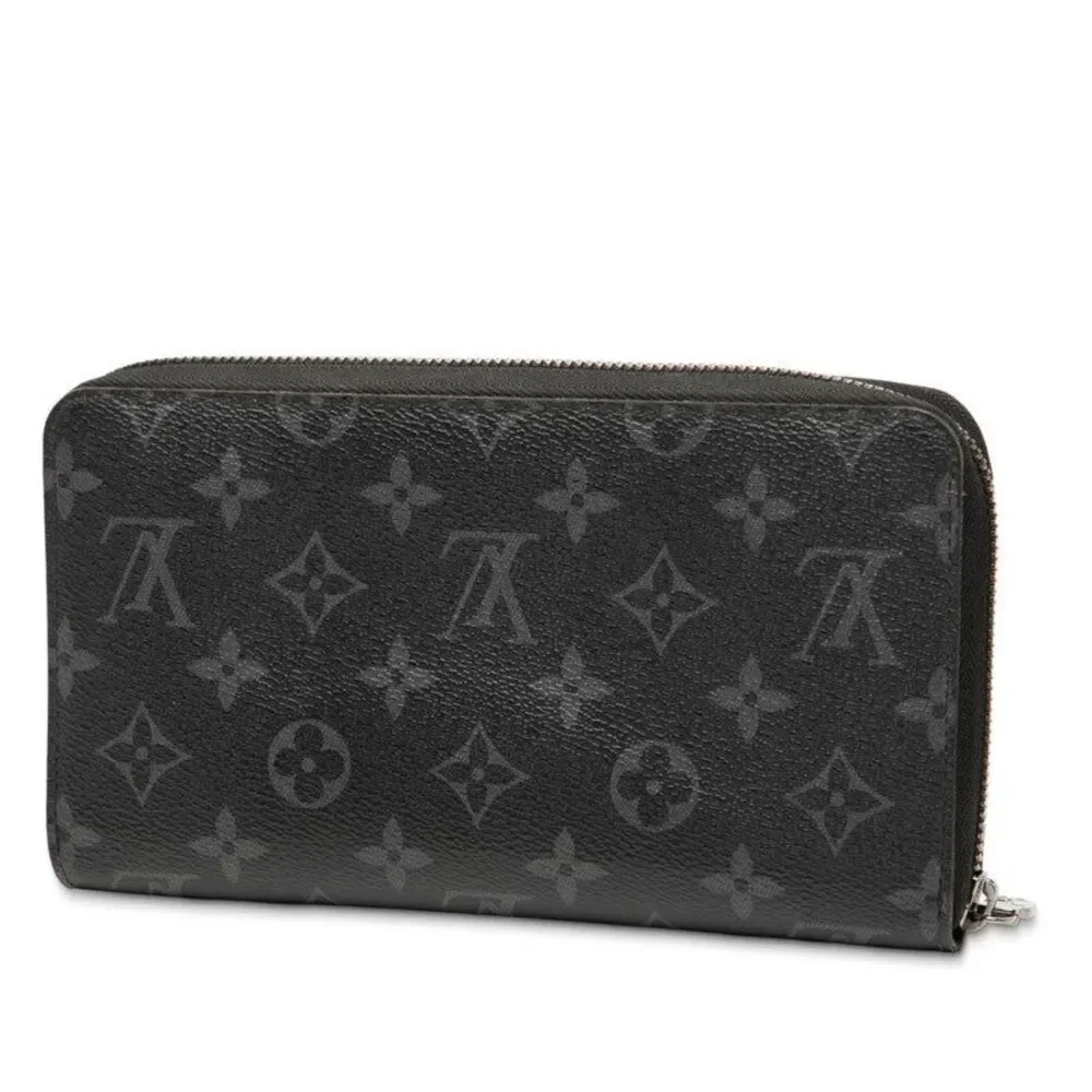 Louis Vuitton delivery duty
